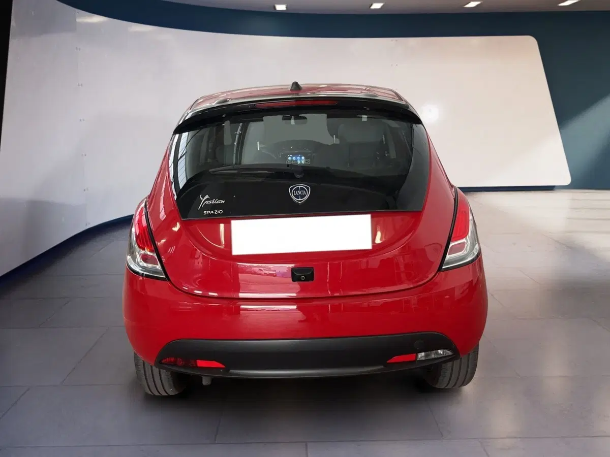 Lancia Ypsilon usata a Torino (5)