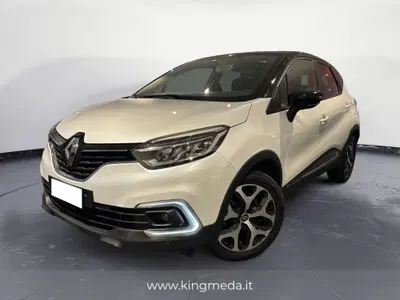 Renault Captur TCe 12V 90 CV Sport Edition del 2019 usata a Meda