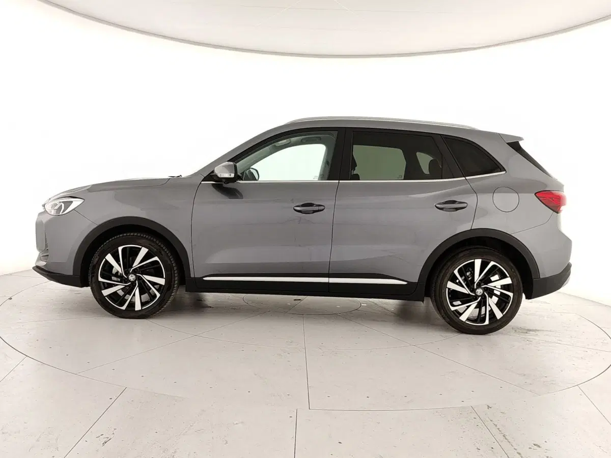 Mg ZS EV usata a Caserta (8)