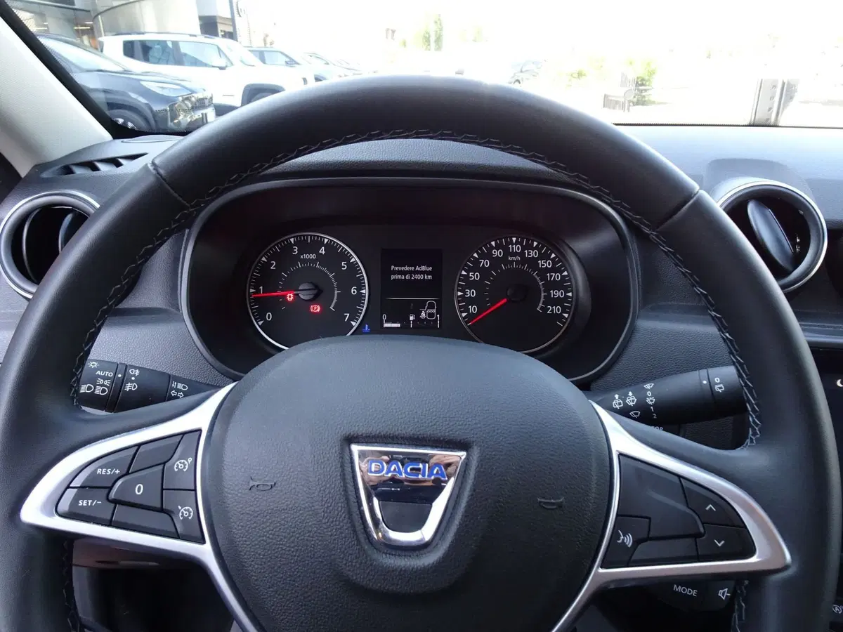 Dacia Duster usata a Treviso (15)