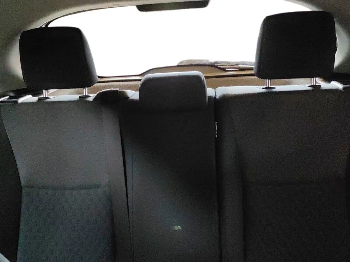 Toyota Yaris usata a Milano (12)