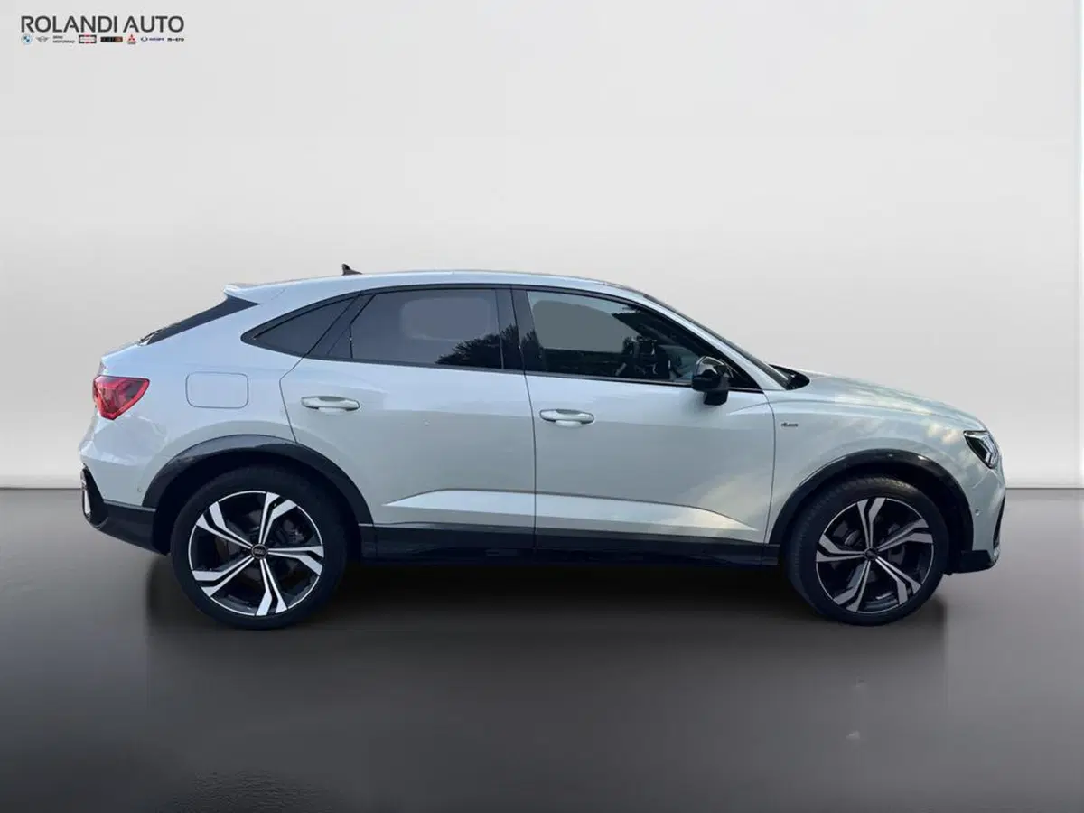 Audi Q3 Sportback usata a Alessandria (8)