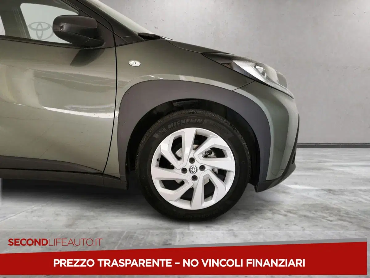 Toyota Aygo X usata a Chieti (18)