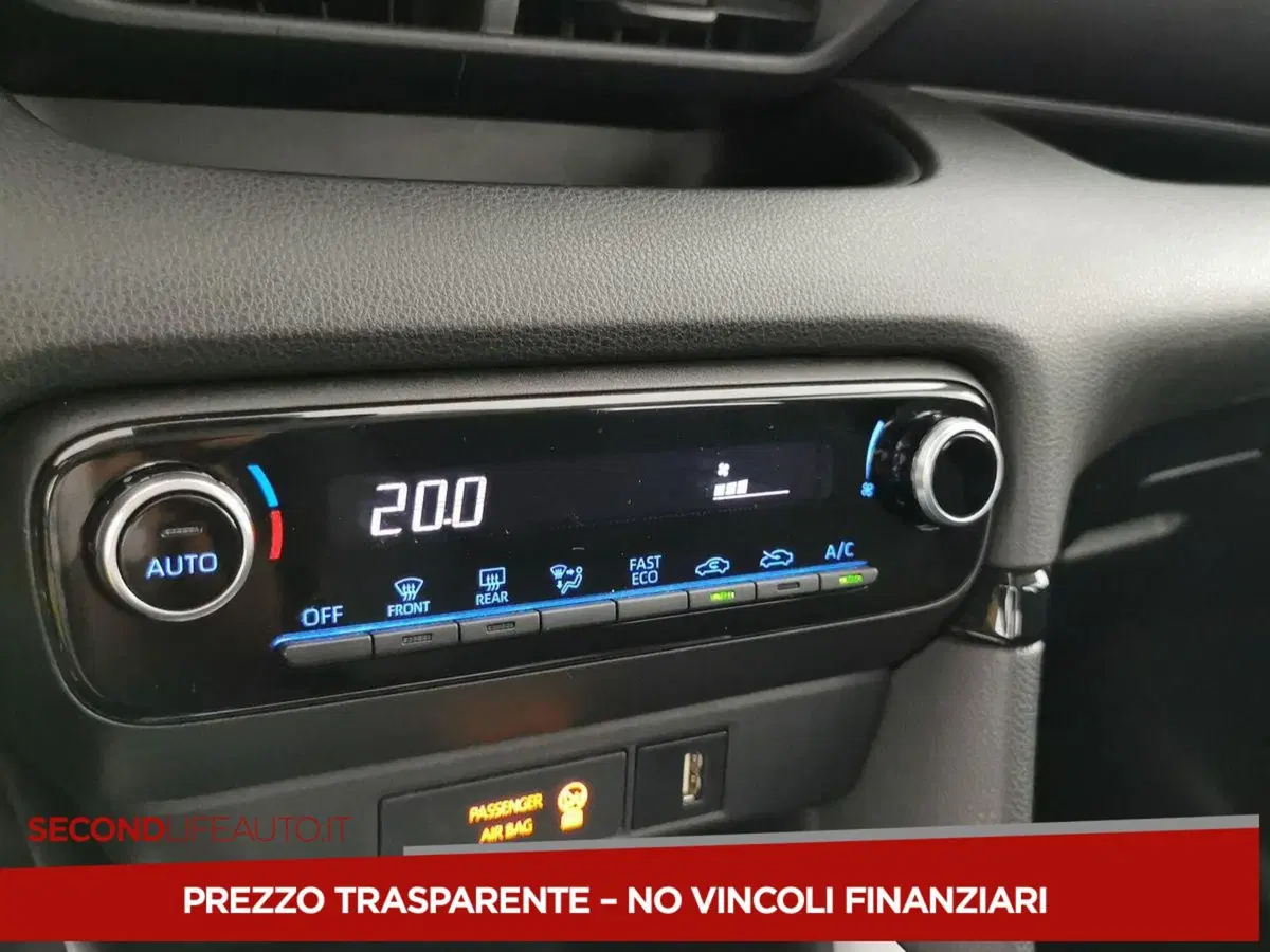 Toyota Yaris usata a Chieti (12)