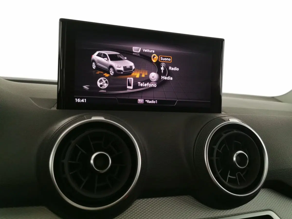 Audi Q2 usata a Chieti (14)