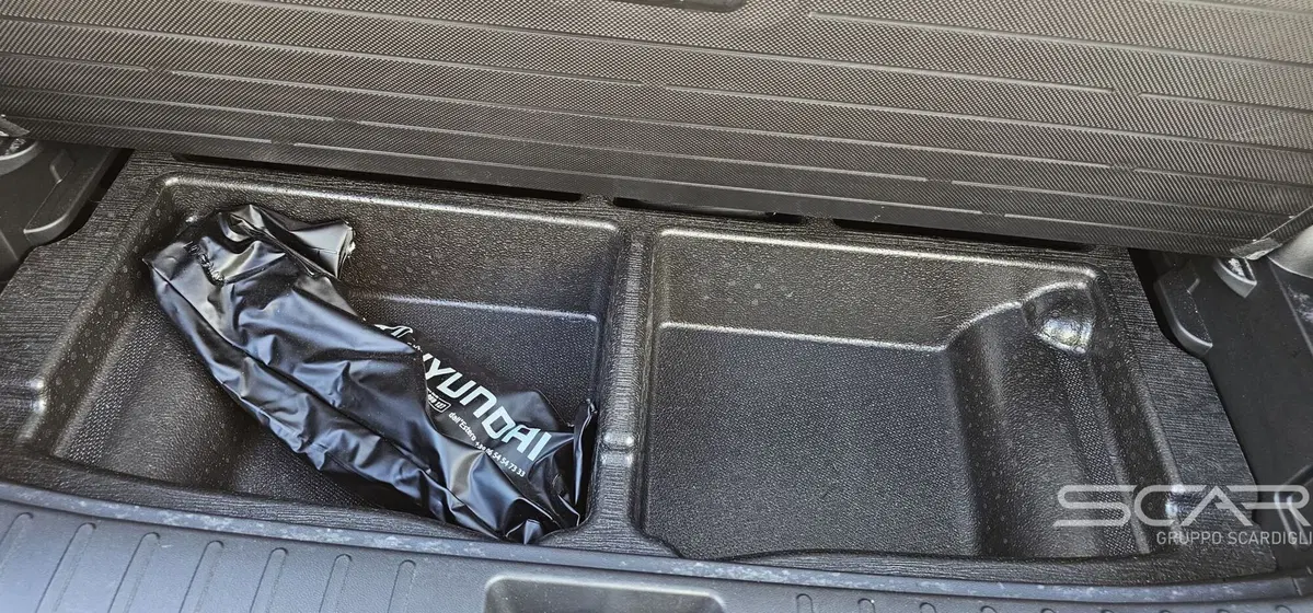 Hyundai Tucson usata a Livorno (18)