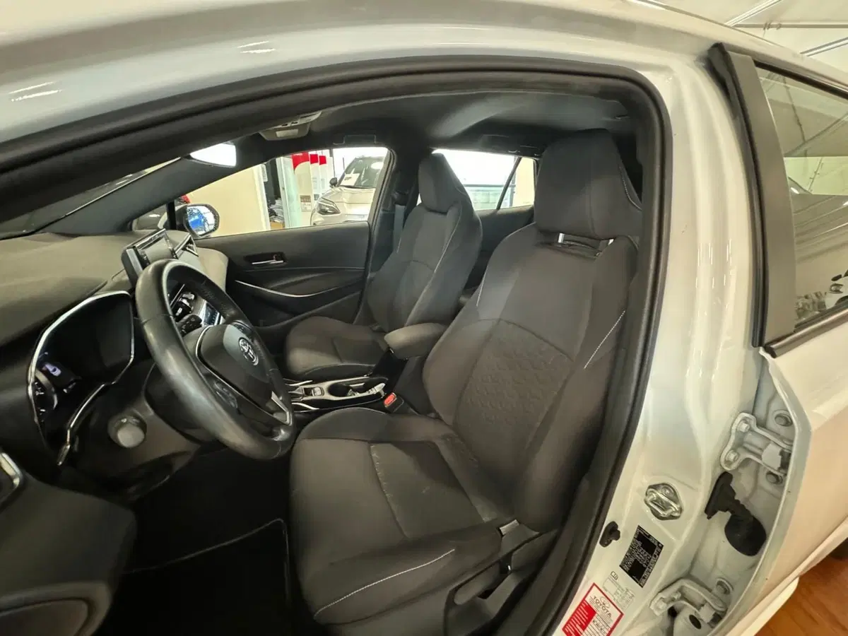Toyota Corolla Touring Sports usata a Modena (11)