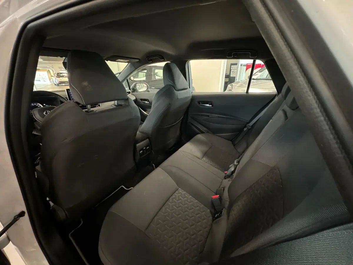 Toyota Corolla Touring Sports usata a Modena (12)