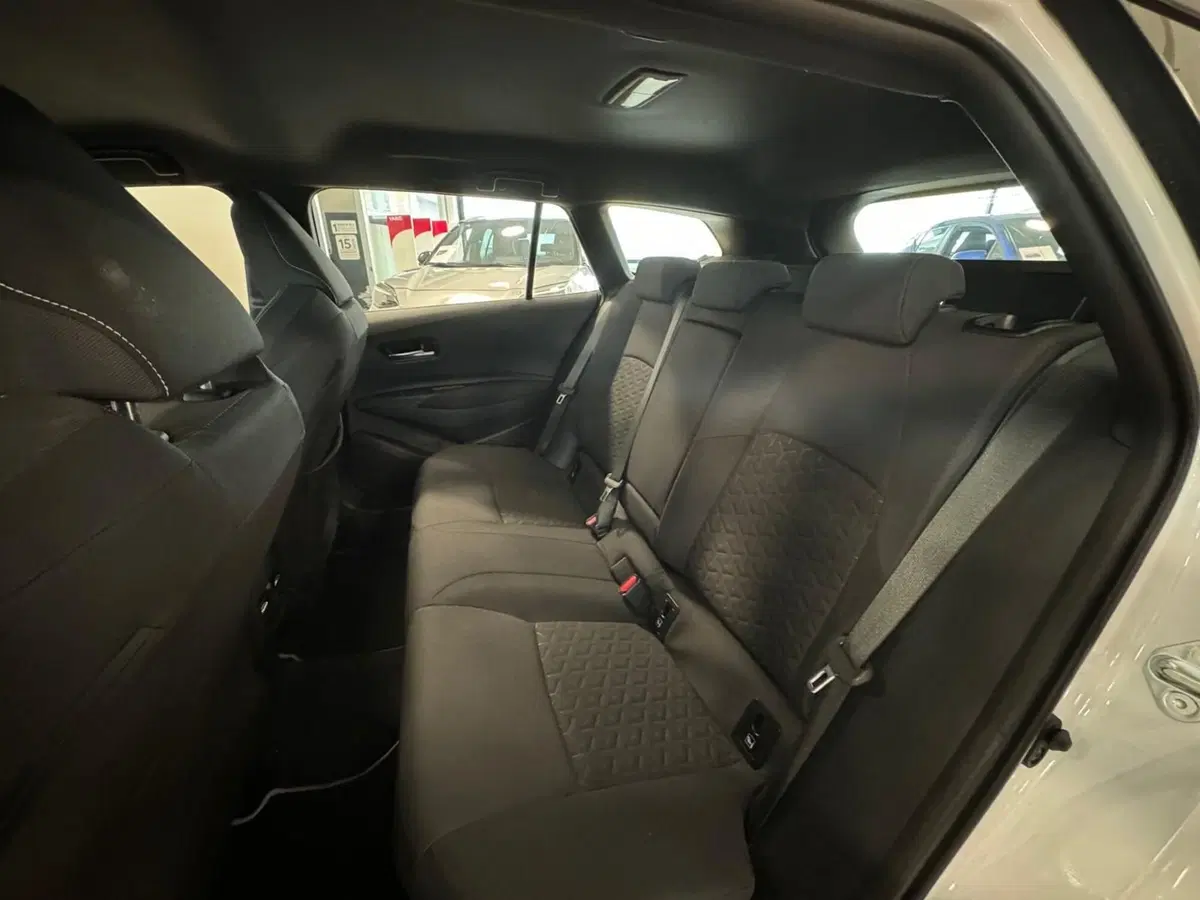Toyota Corolla Touring Sports usata a Modena (13)