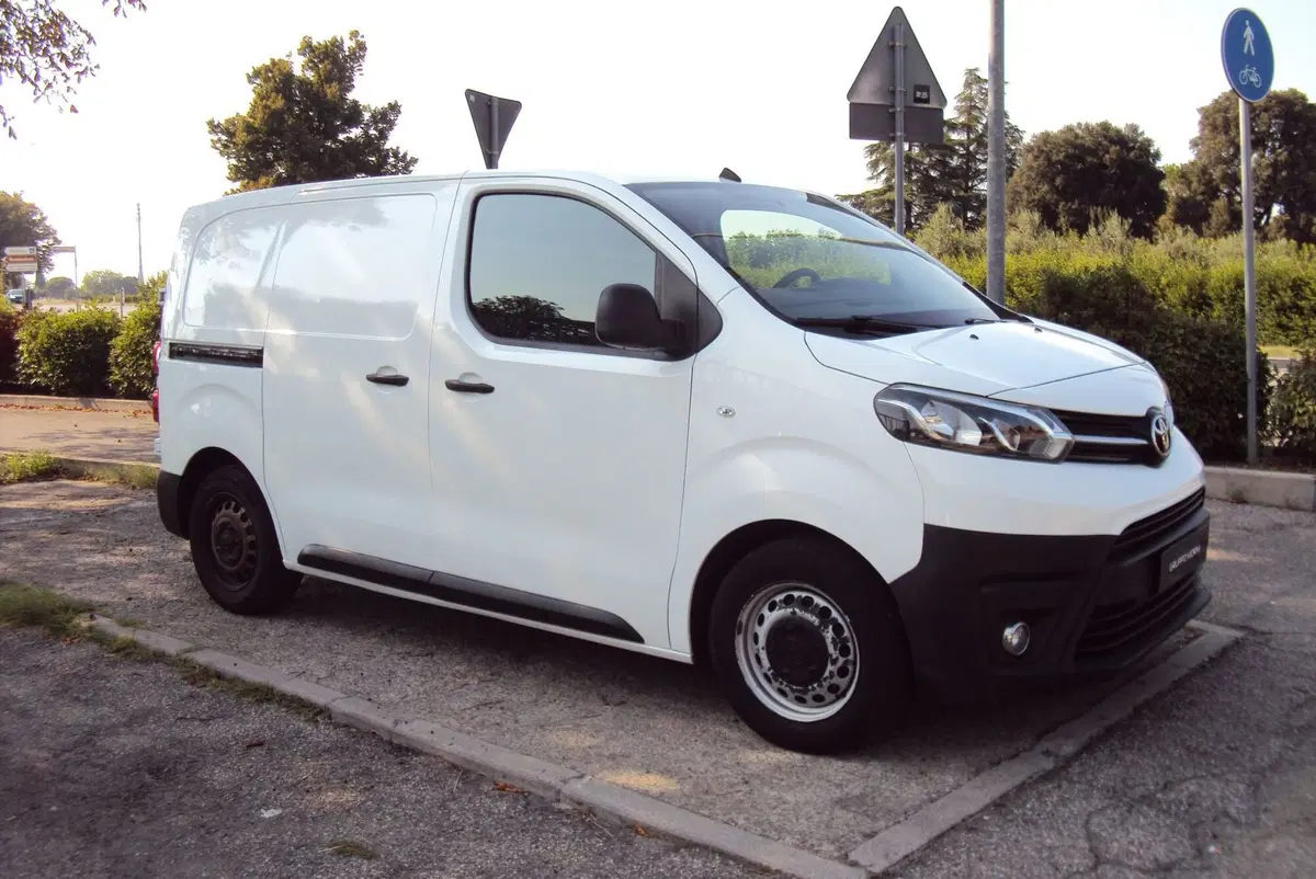 Toyota Proace usata a Bologna (3)