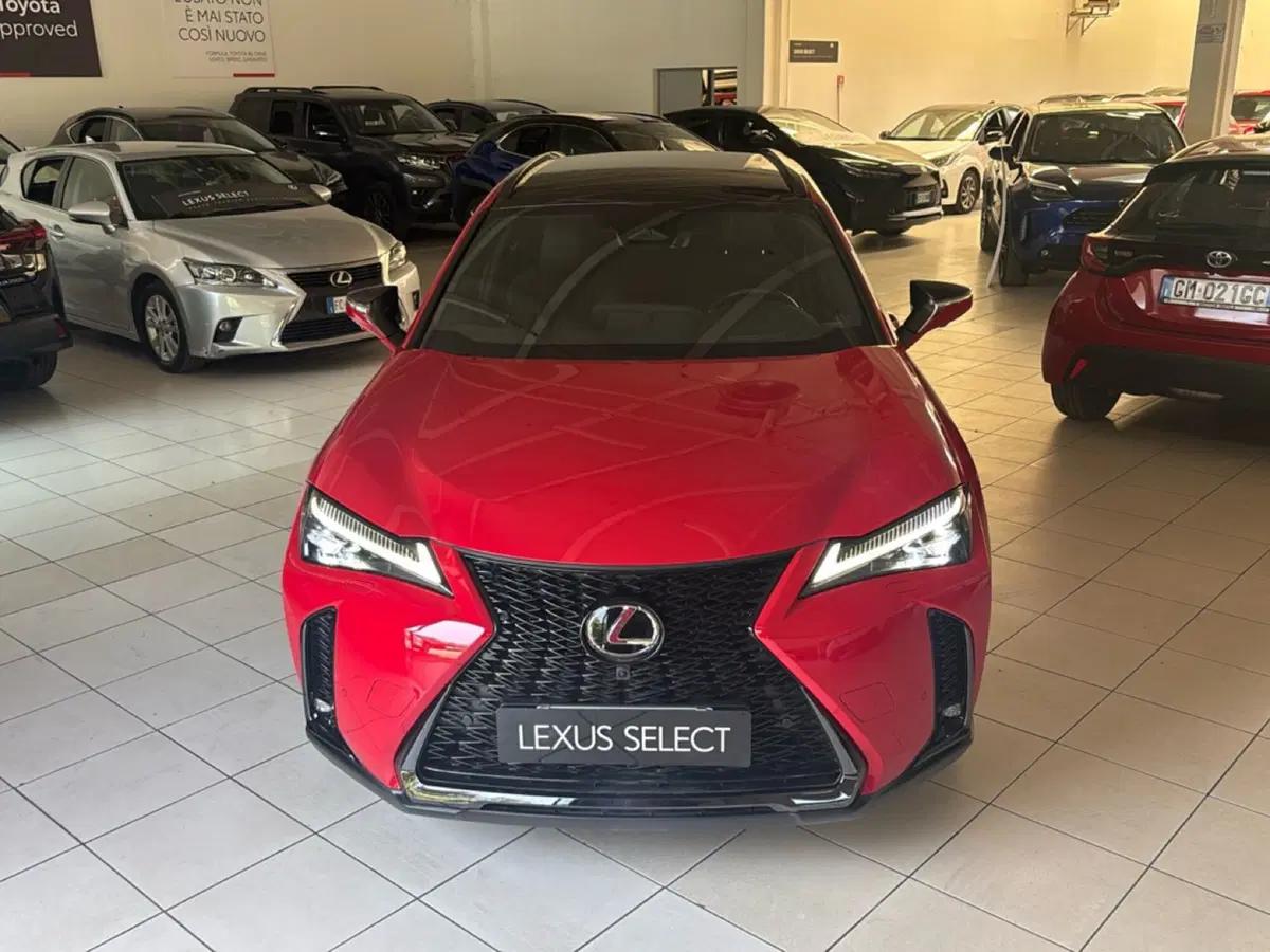 Lexus UX usata a Bologna