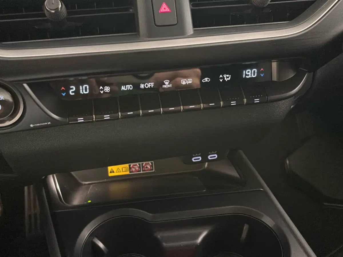 Lexus UX usata a Bologna (16)