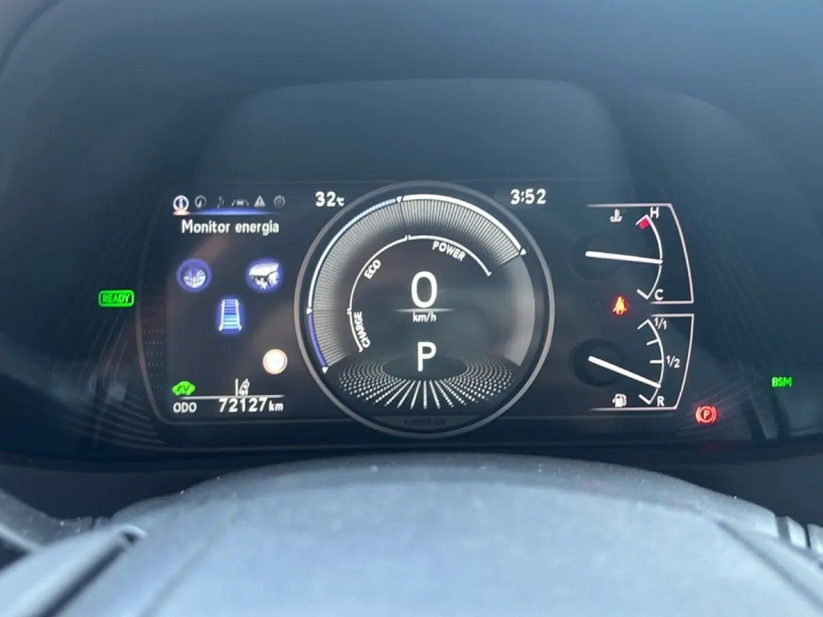 Lexus UX usata a Bologna (10)