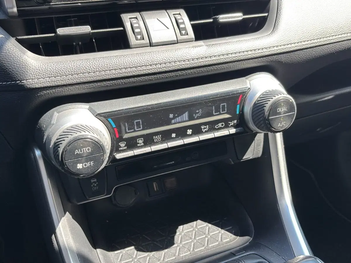 Toyota Rav4 usata a Bologna (15)