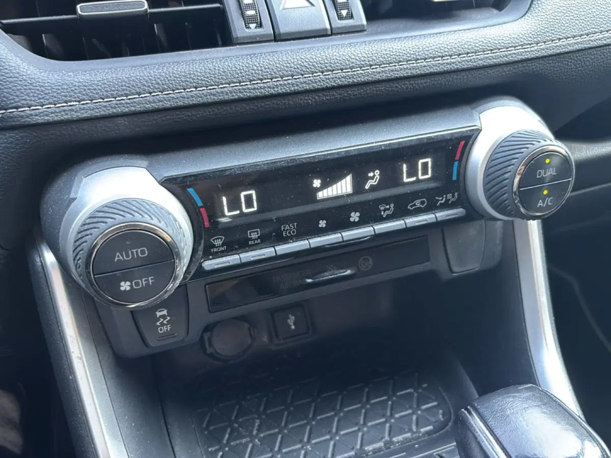 Toyota Rav4 usata a Bologna (13)