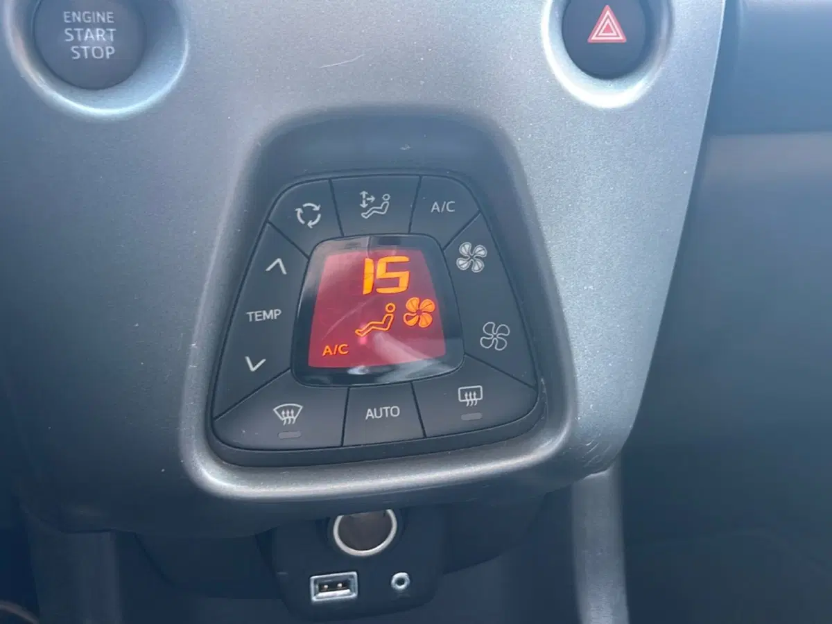 Toyota Aygo usata a Bologna (14)