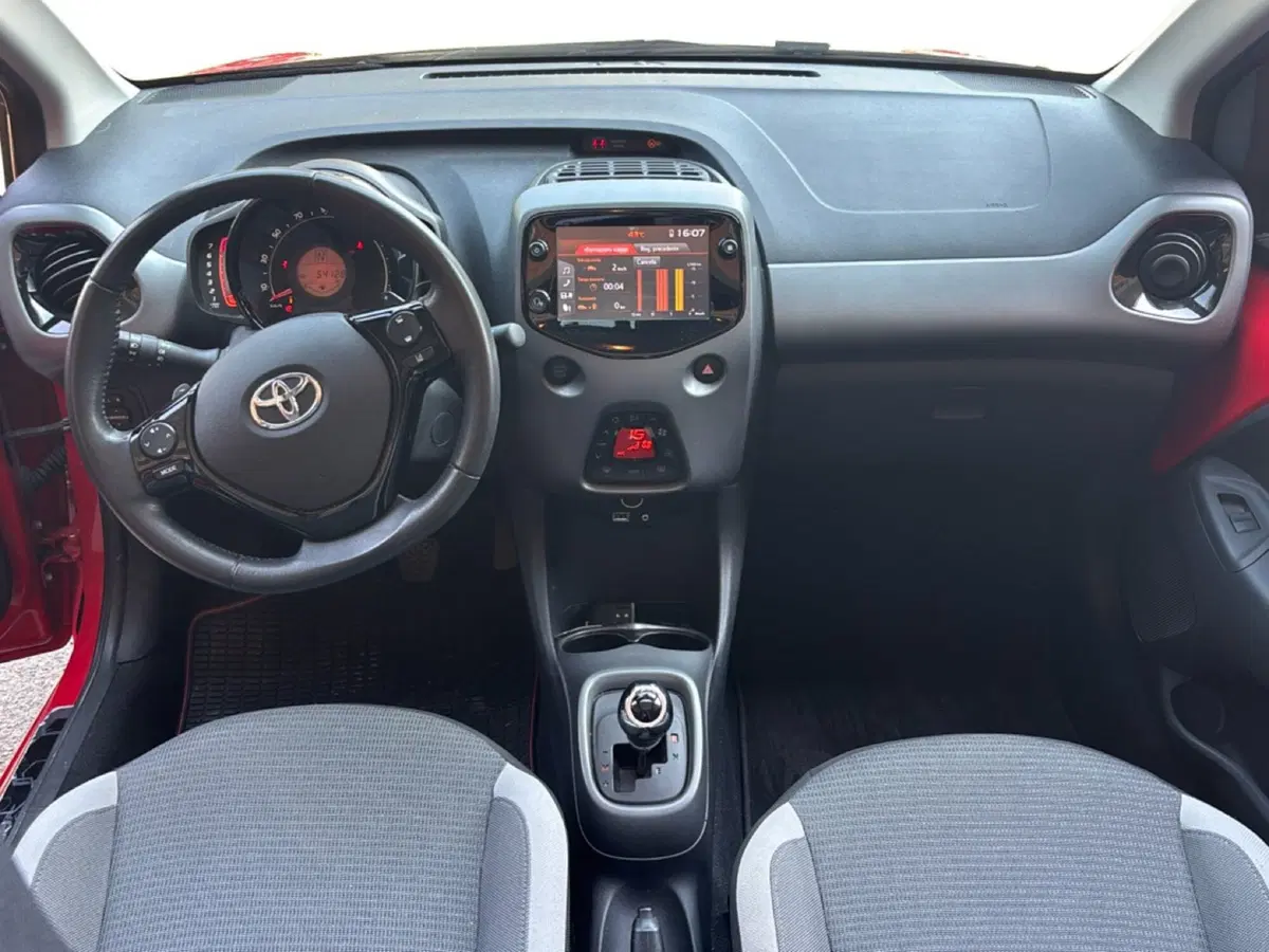 Toyota Aygo usata a Bologna (9)