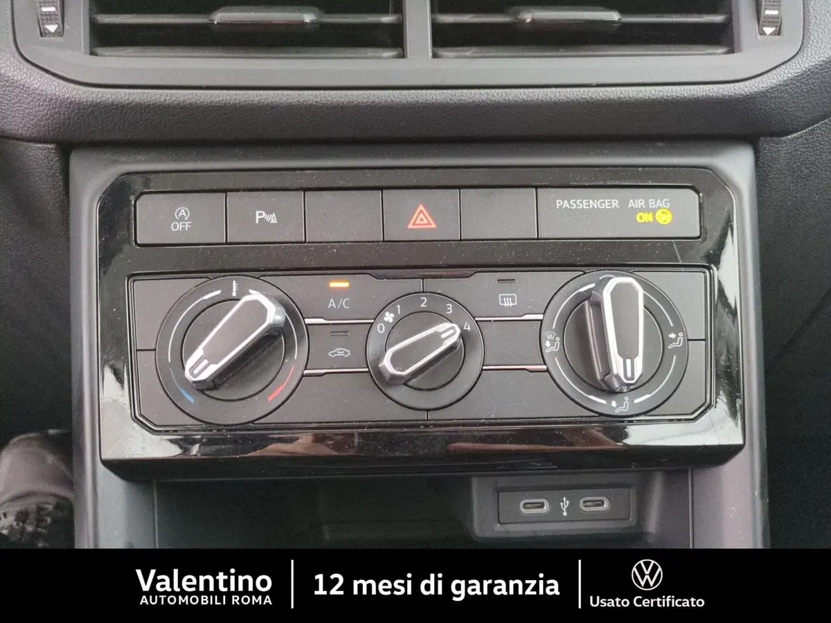 Volkswagen T-Cross usata a Roma (17)