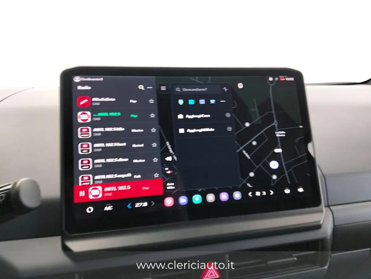 Kia PV5 Cabinato nuova a Como (10)