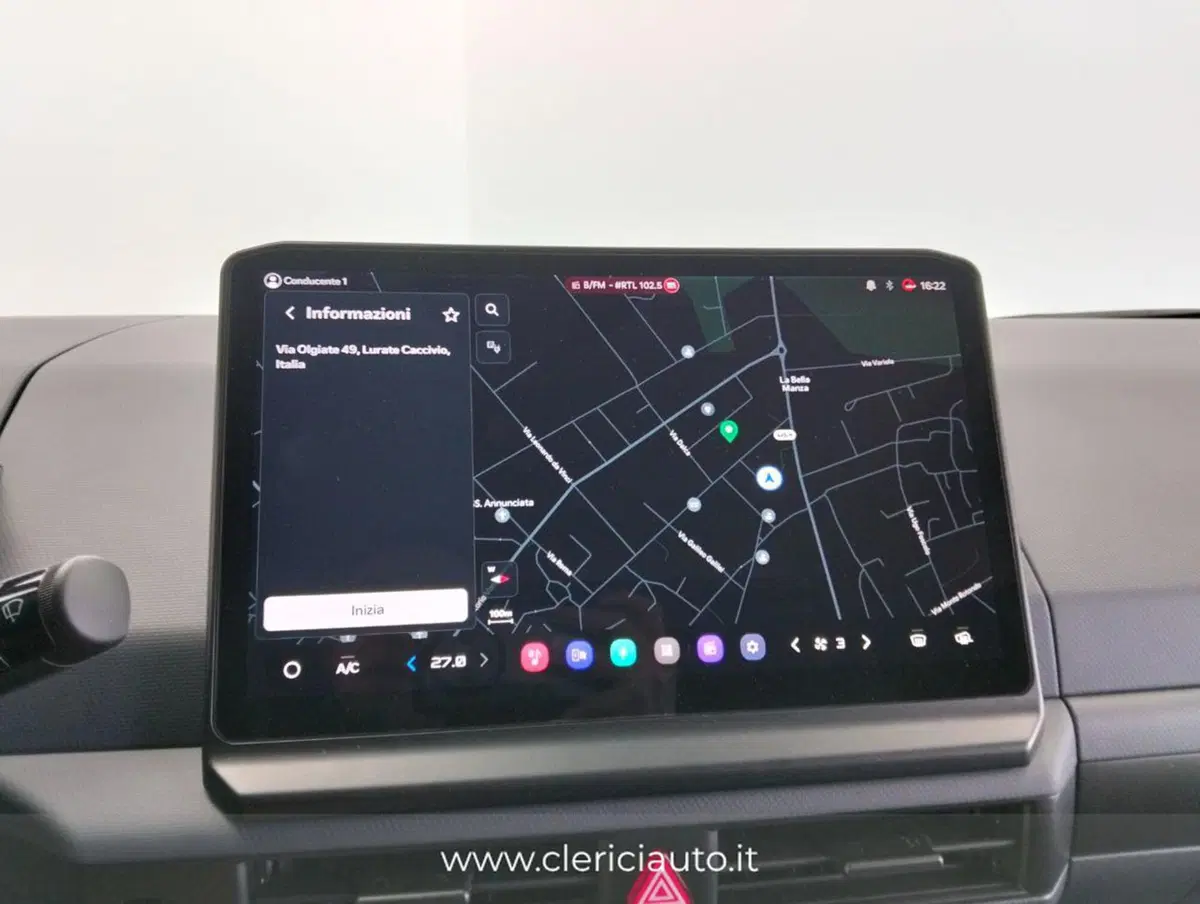 Kia PV5 Cabinato nuova a Como (11)