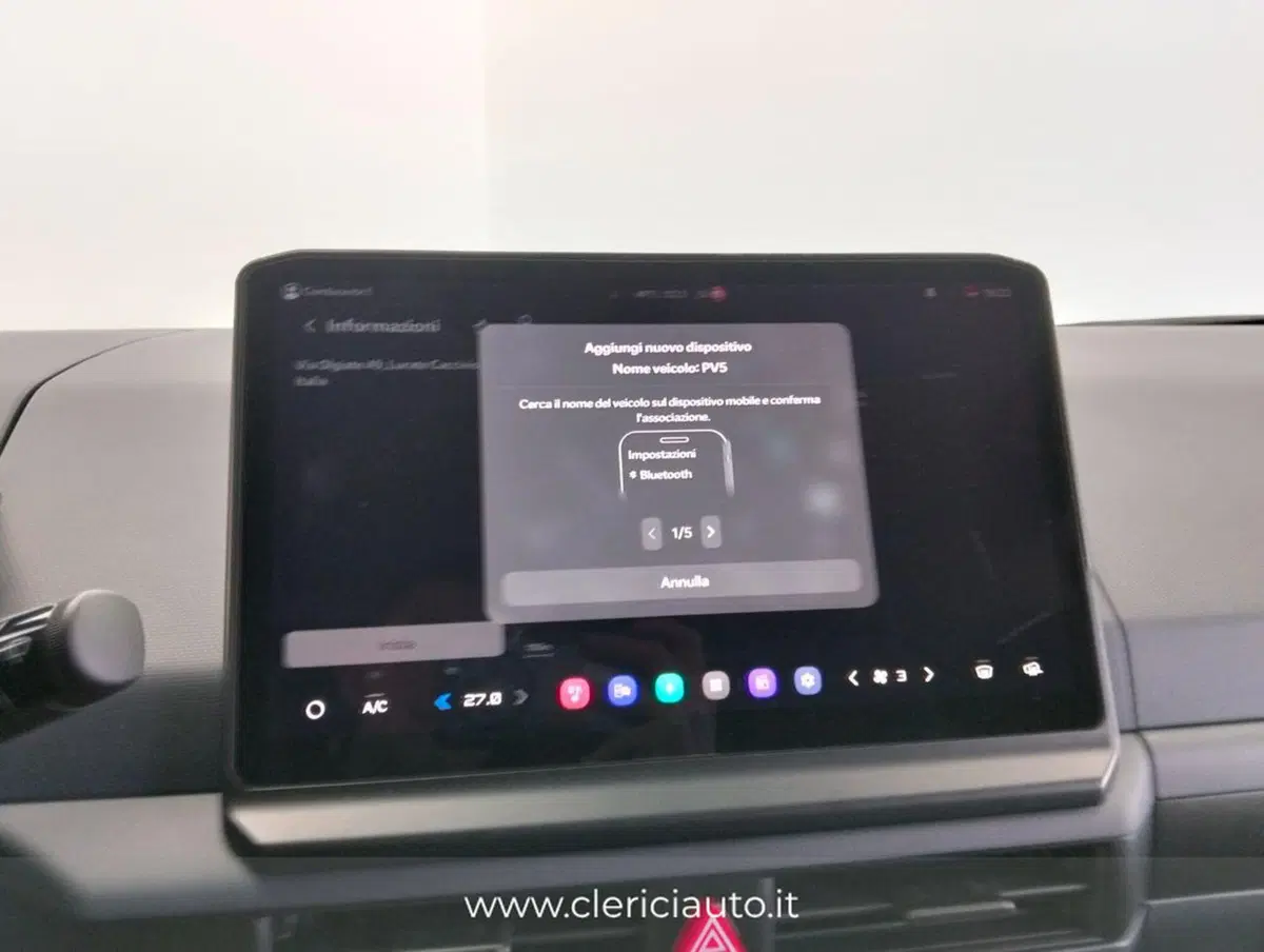 Kia PV5 Cabinato nuova a Como (12)