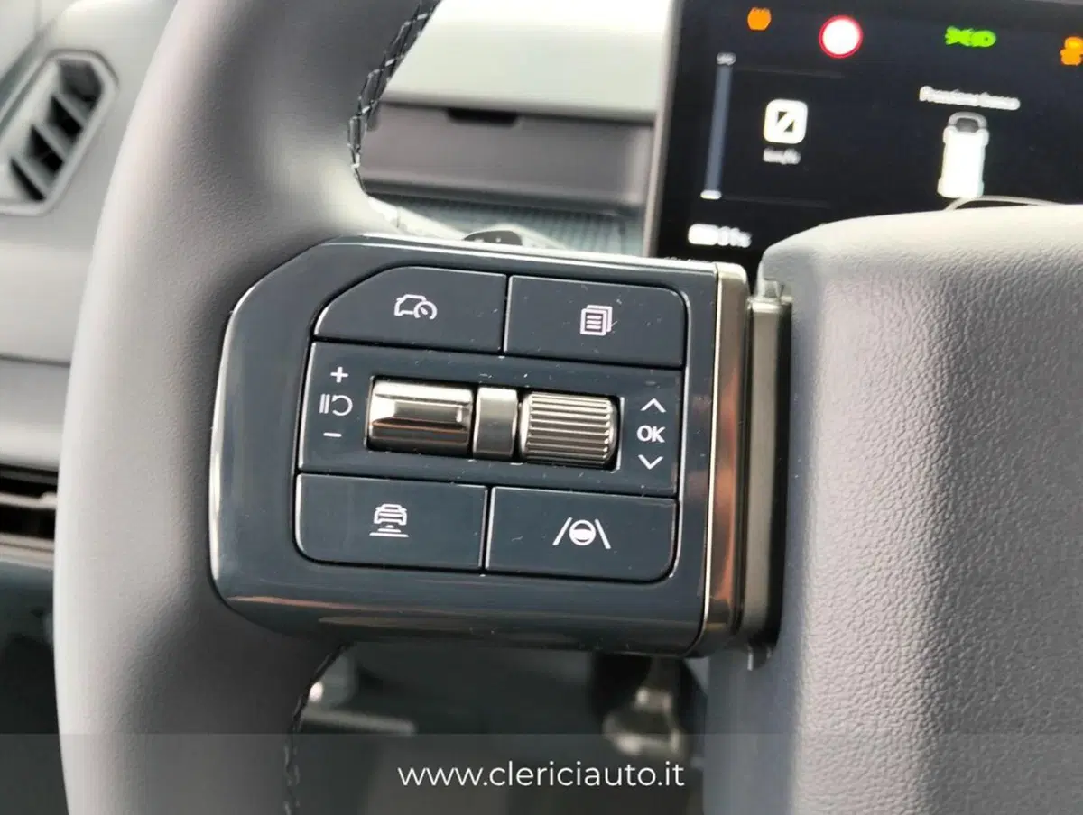 Kia PV5 Cabinato nuova a Como (9)
