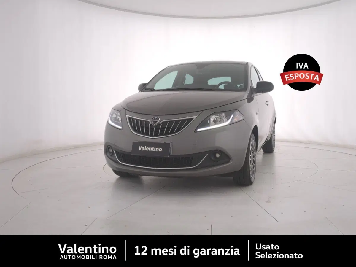 Lancia Ypsilon usata a Roma