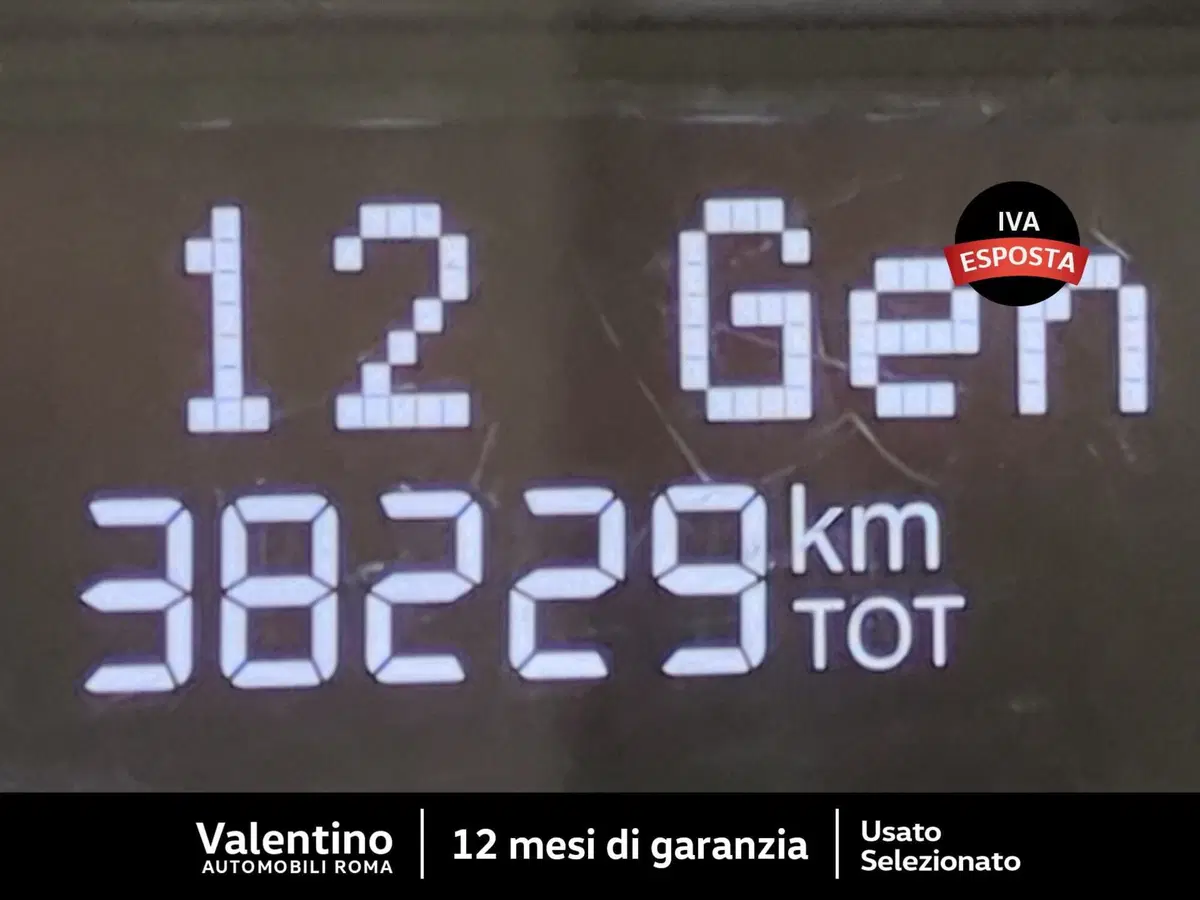 Lancia Ypsilon usata a Roma (15)