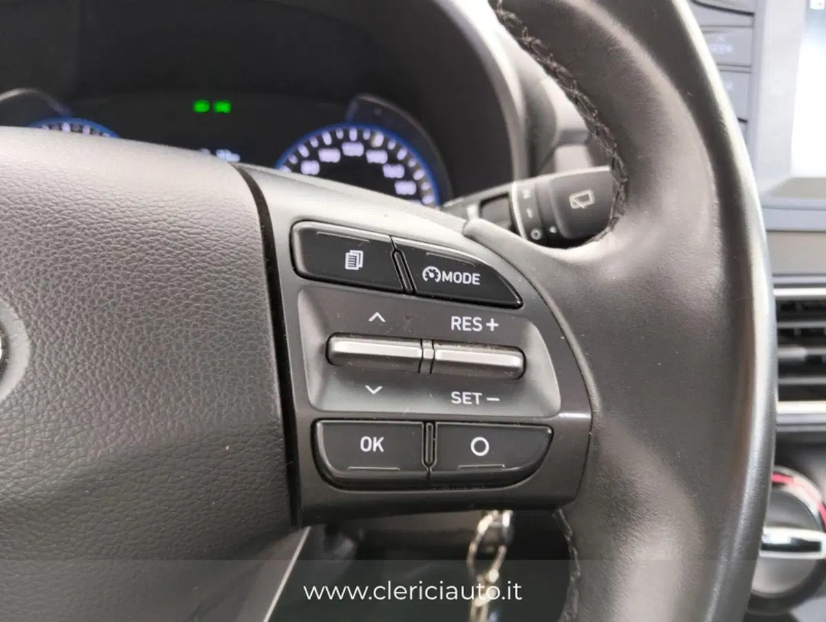 Hyundai Kona usata a Como (11)