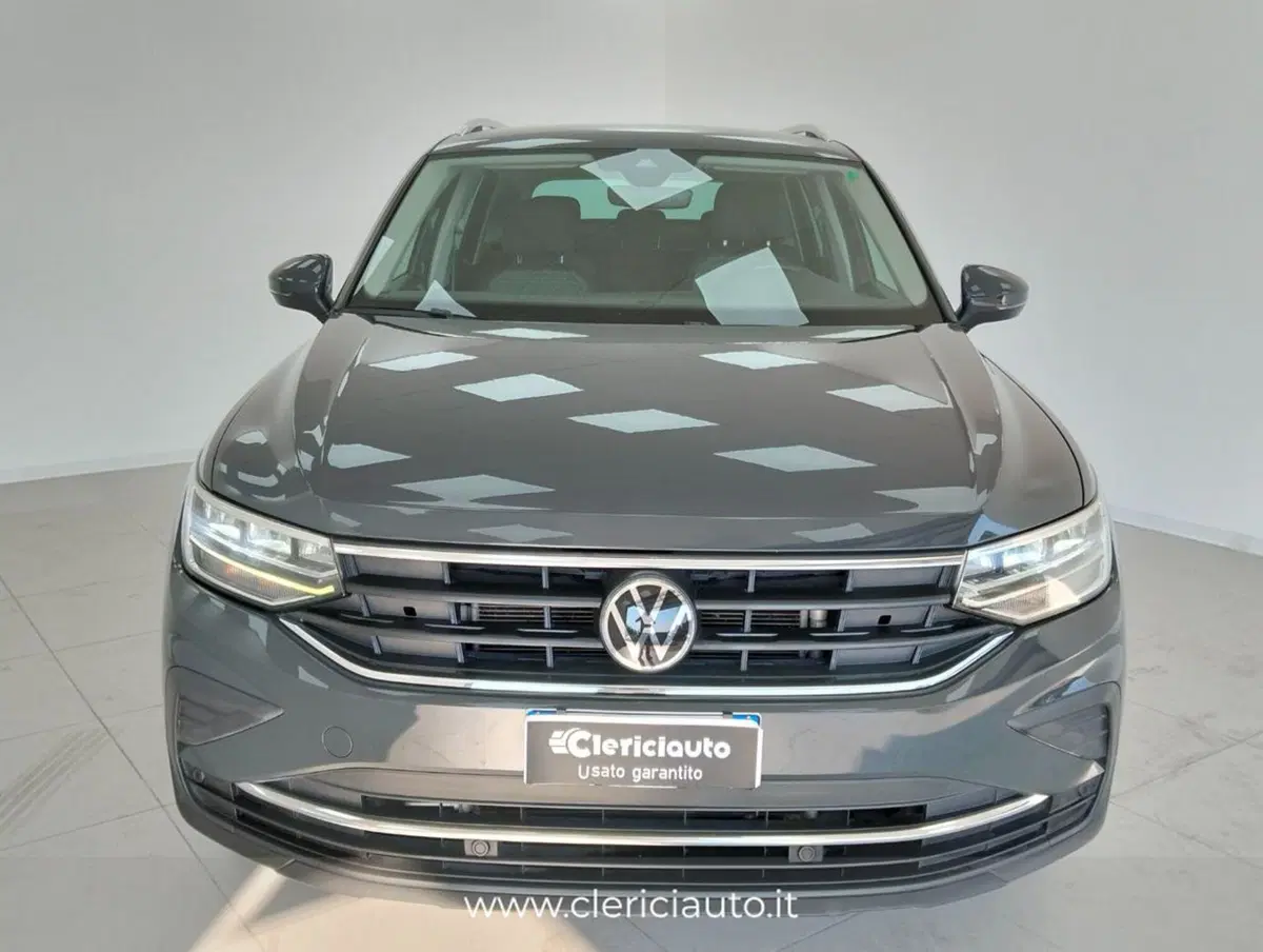 Volkswagen Tiguan usata a Como (6)