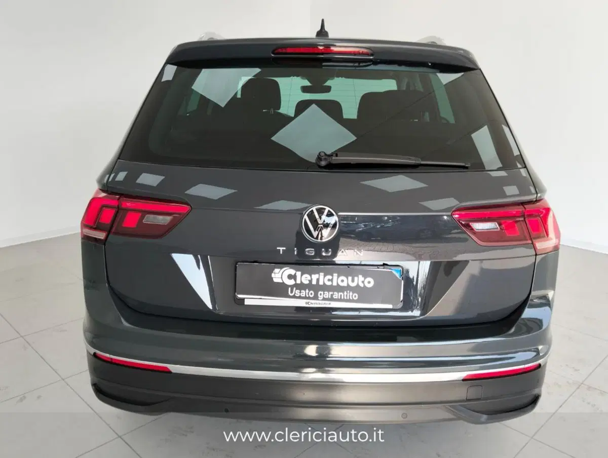 Volkswagen Tiguan usata a Como (7)