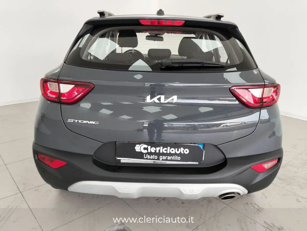 Kia Stonic usata a Como (7)