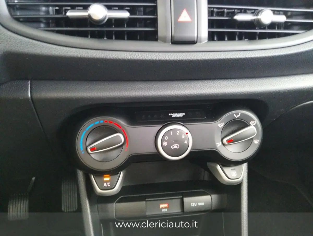 Kia Picanto usata a Como (16)