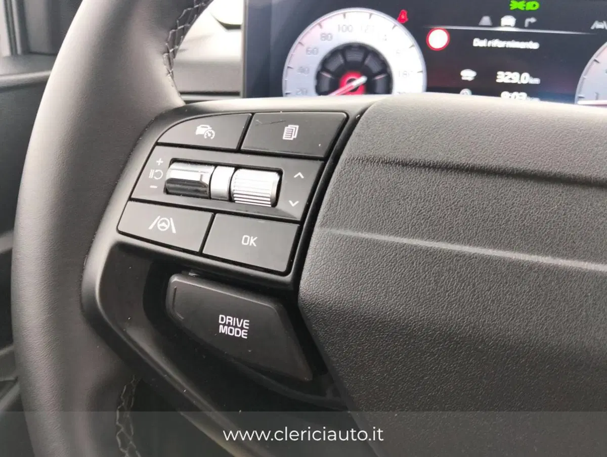 Kia Stonic usata a Como (11)