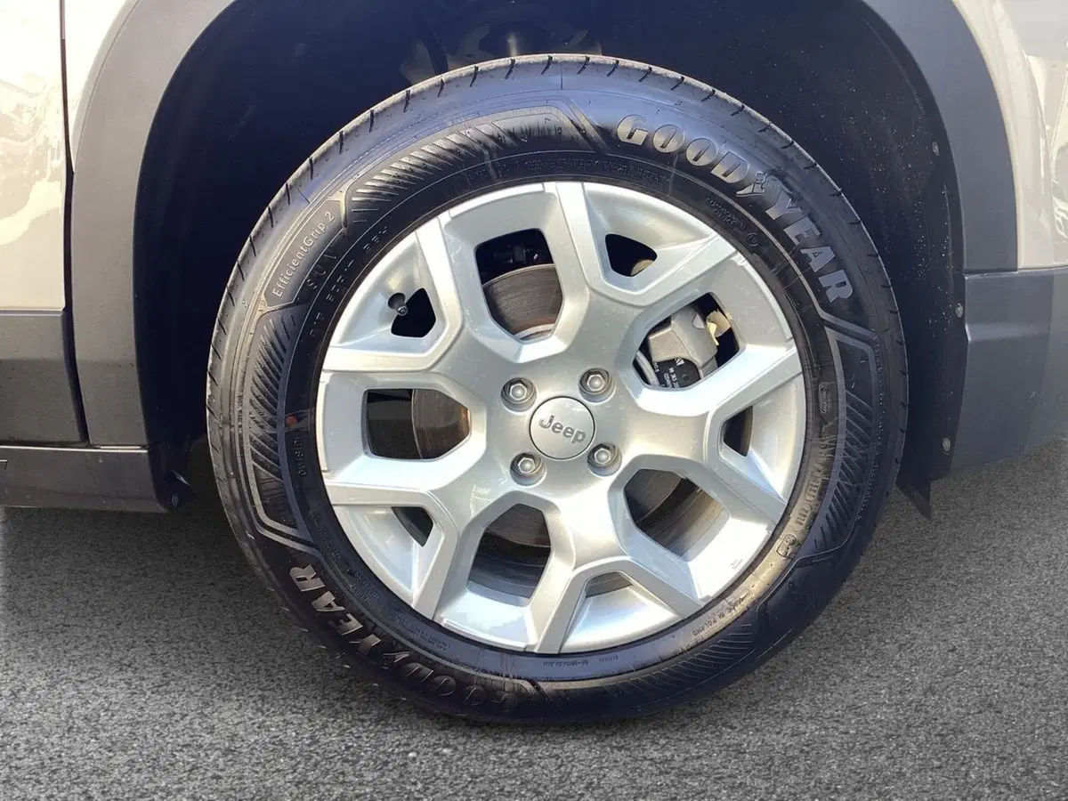 Jeep Avenger usata a Foggia (6)