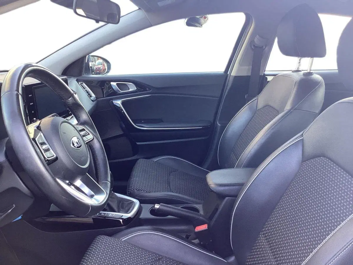 Kia XCeed usata a Foggia (7)