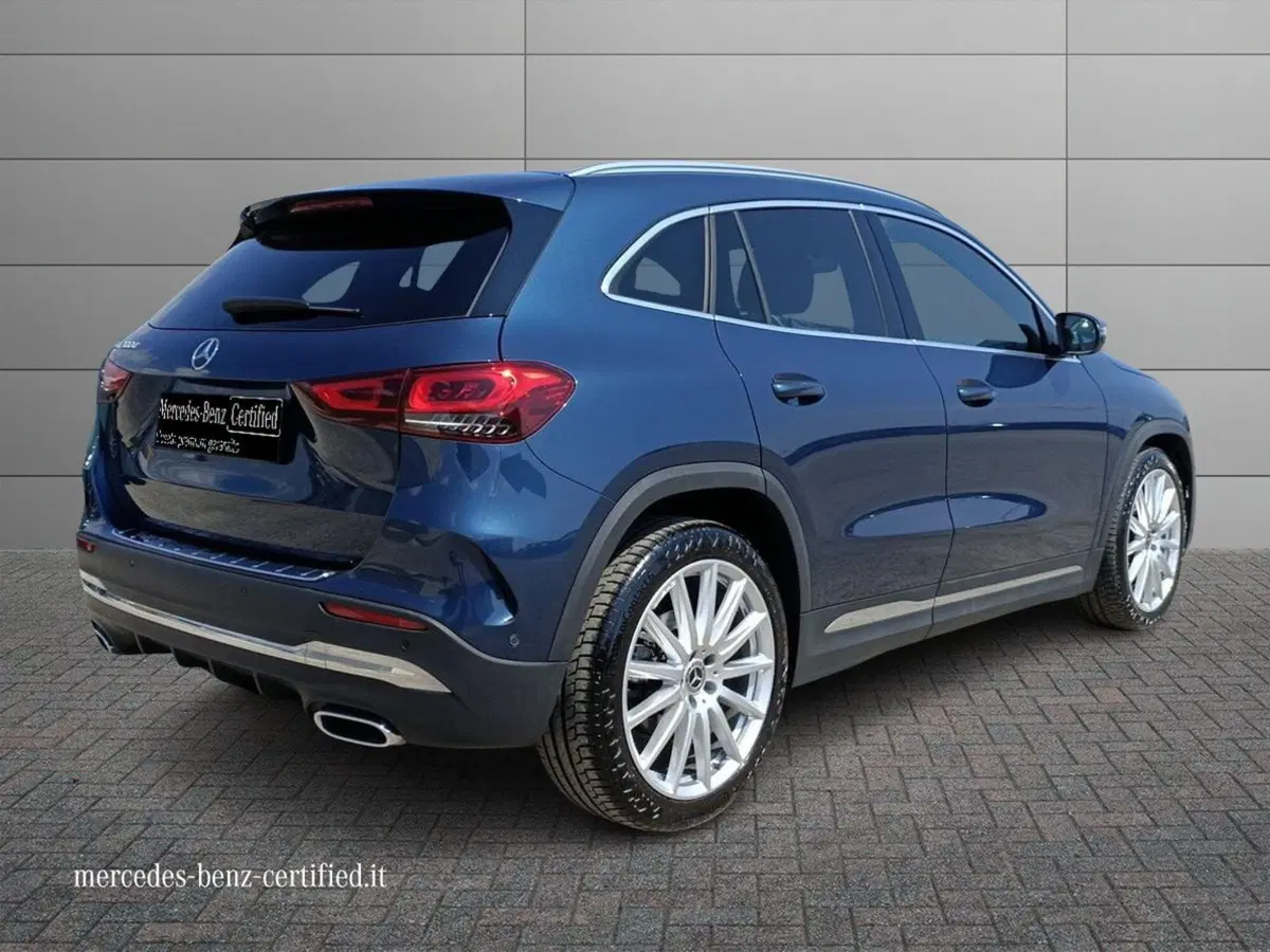 Mercedes-Benz GLA SUV usata a Taranto (2)