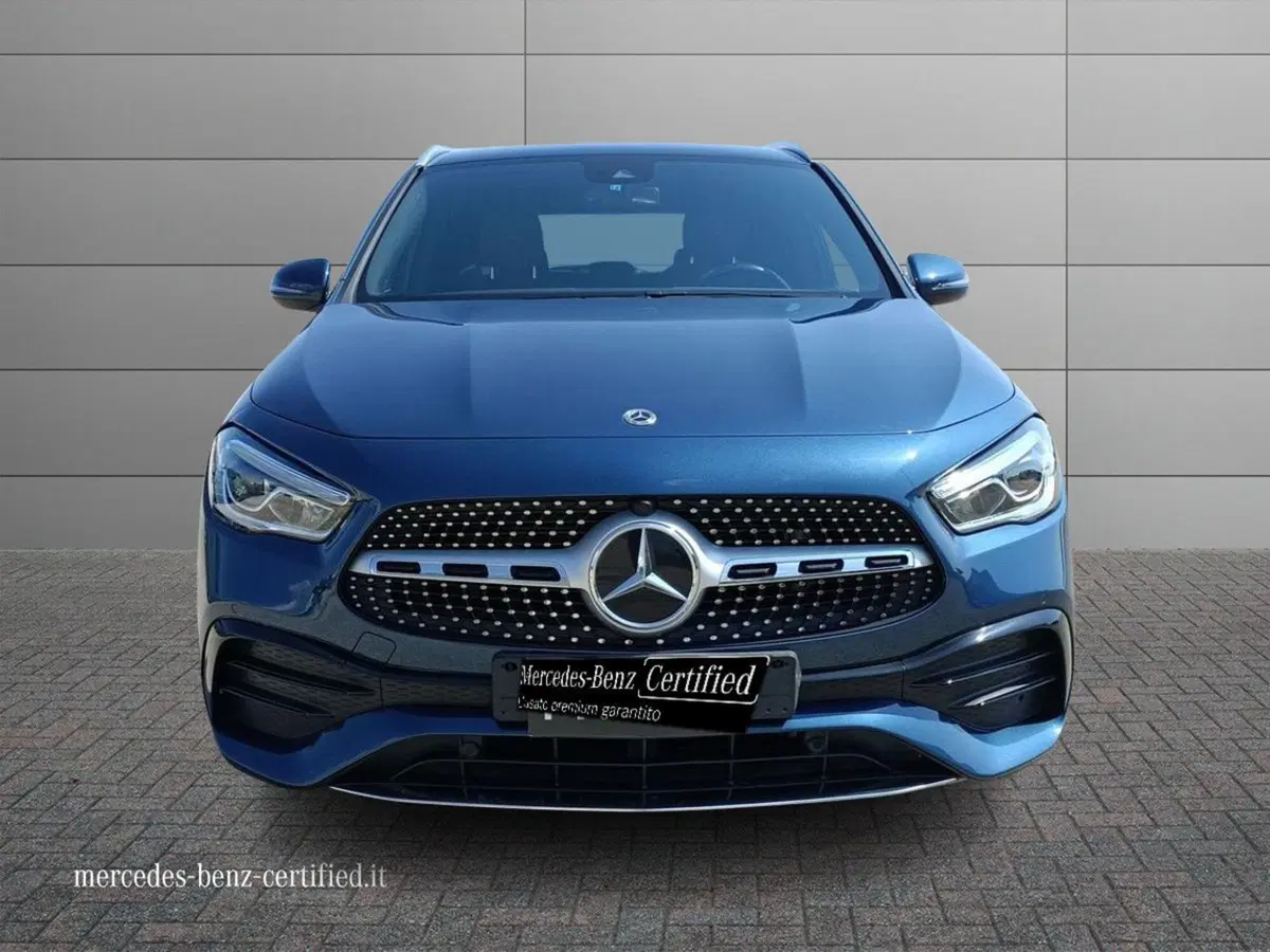 Mercedes-Benz GLA SUV usata a Taranto (3)