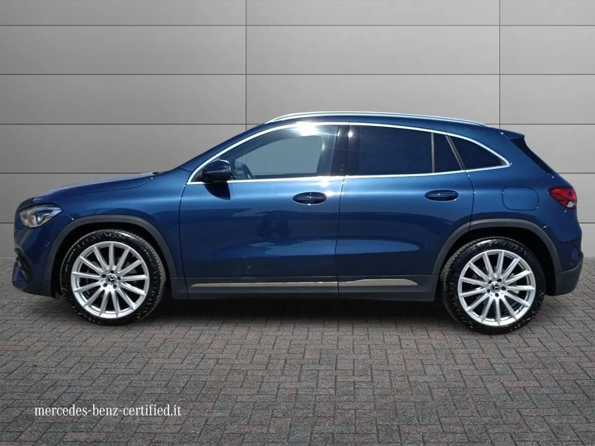 Mercedes-Benz GLA SUV usata a Taranto (6)