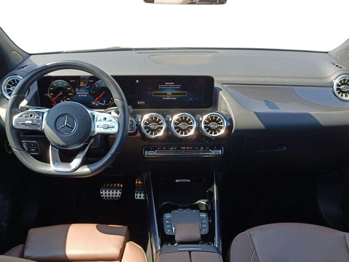 Mercedes-Benz GLA SUV usata a Taranto (9)