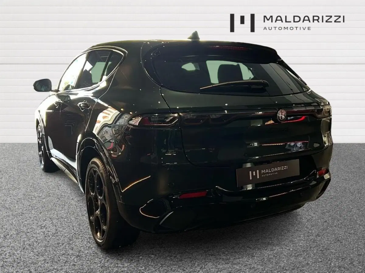 Alfa Romeo Tonale nuova a Bari (4)