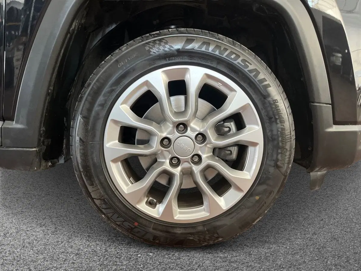 Jeep Compass usata a Bari (6)