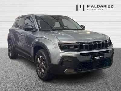 Jeep Avenger 1.2 turbo Longitude fwd 100cv del 2024 usata a Bari
