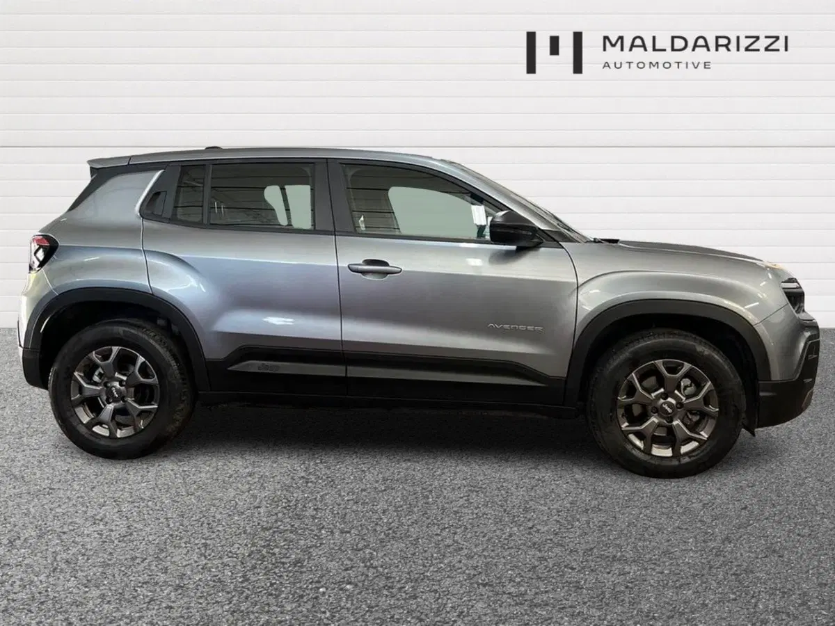 Jeep Avenger usata a Bari (5)