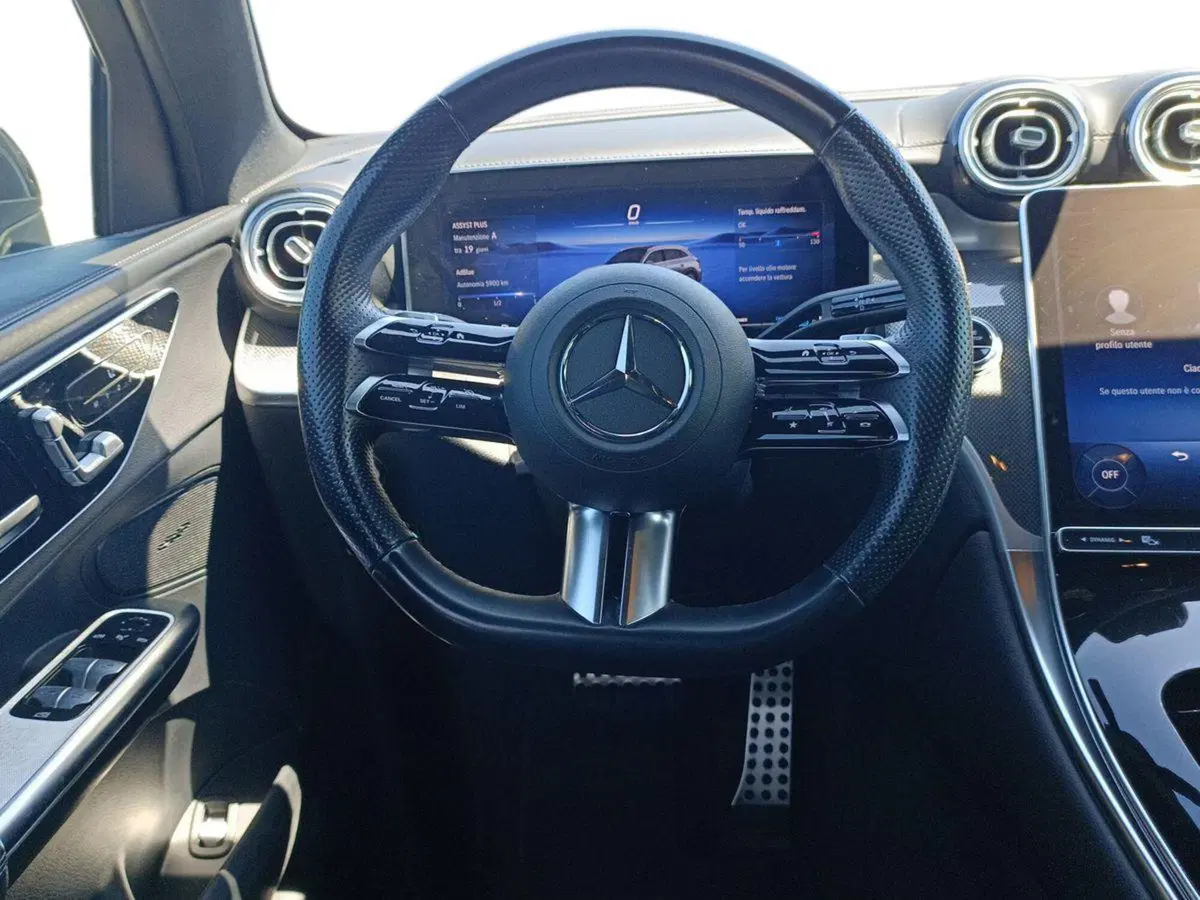 Mercedes-Benz GLC Coupé usata a Bari (11)
