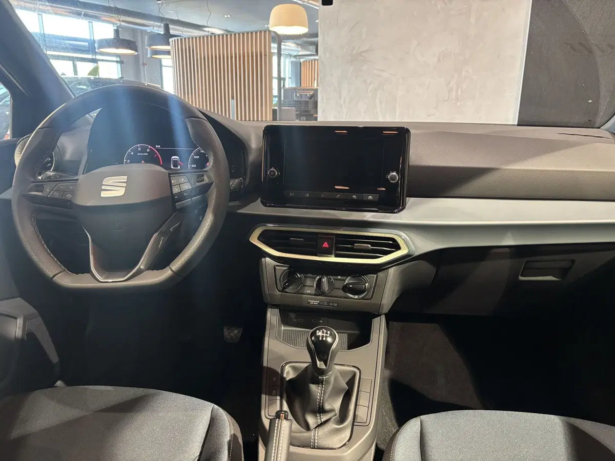 SEAT Arona nuova a Ferrara (15)