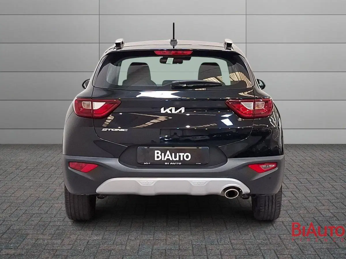Kia Stonic usata a Firenze (11)