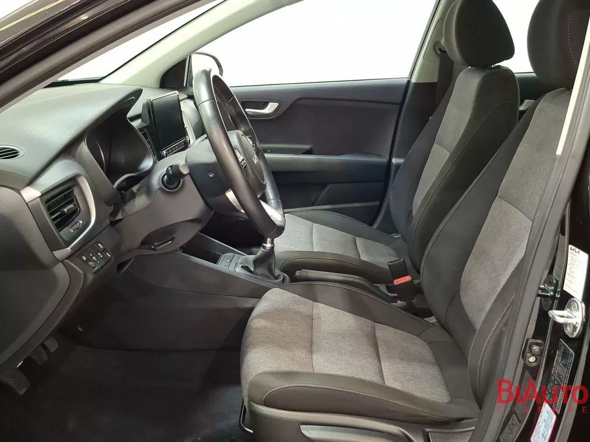 Kia Stonic usata a Firenze (19)