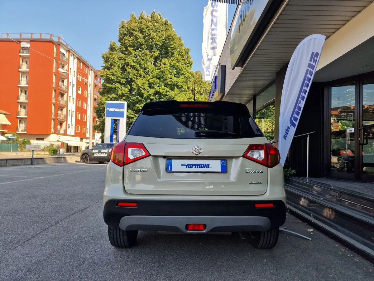 Suzuki Vitara usata a Milano (4)