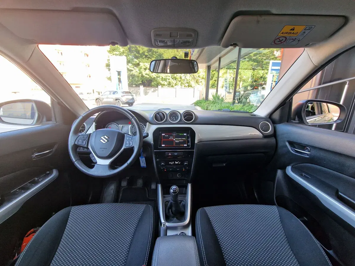 Suzuki Vitara usata a Milano (7)